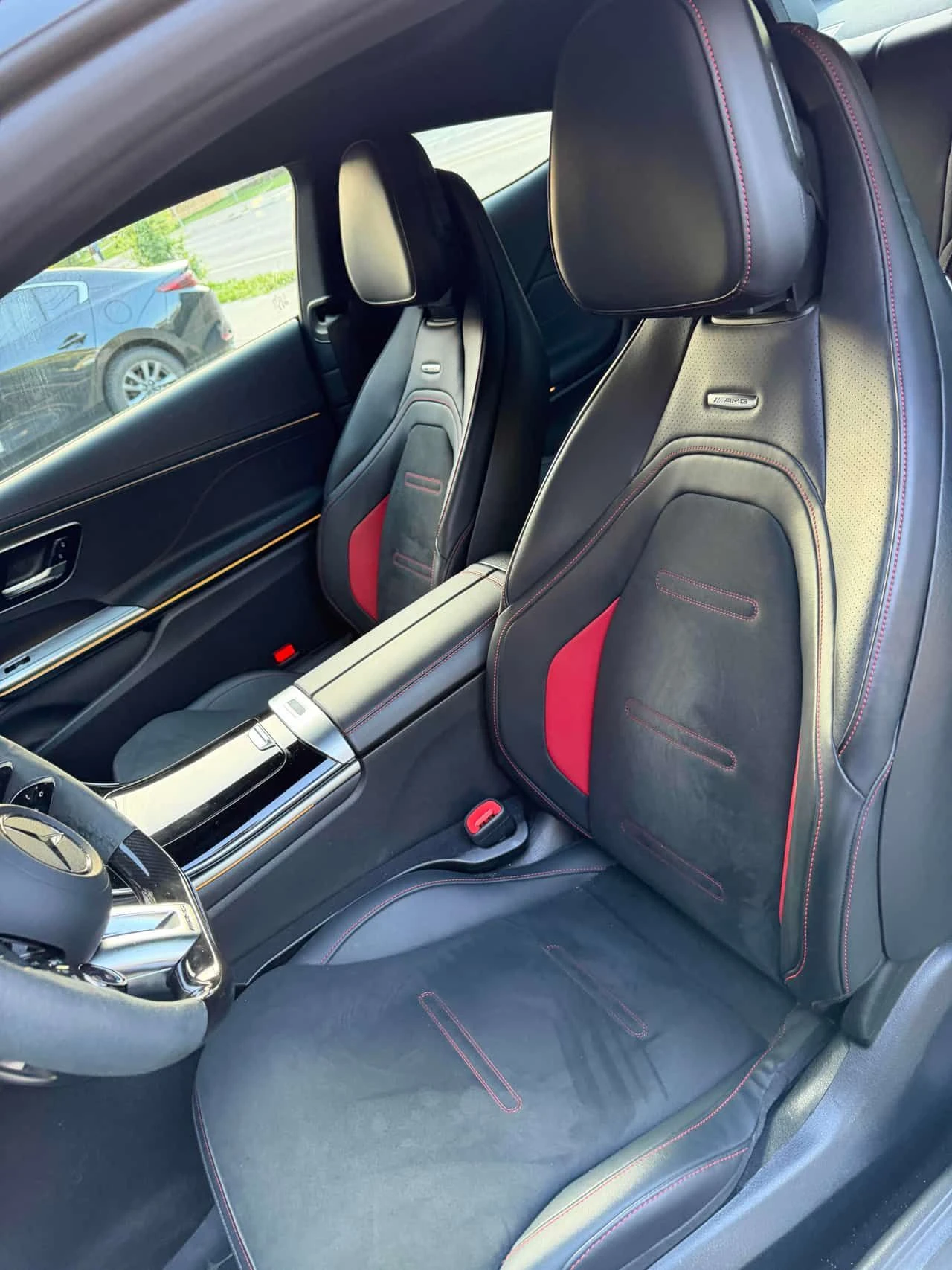 Mercedes-Benz CLE 53 4MATIC * BURMASTER* ДИСТРОНИК* 360 КАМЕРА* , снимка 7 - Автомобили и джипове - 55004560