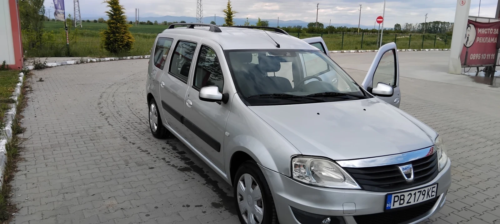 Dacia Logan Газ  бензин, снимка 2 - Автомобили и джипове - 55954320