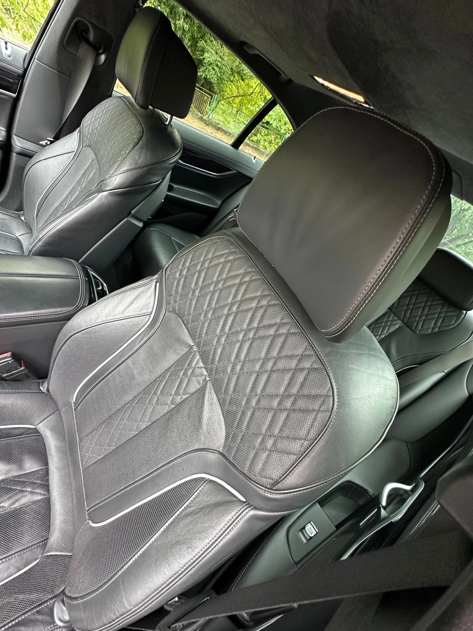 BMW 730  X-drive Carbon core Lazer light/, снимка 8 - Автомобили и джипове - 56020153