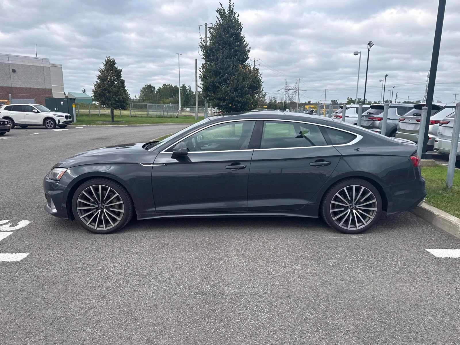 Audi A5 * АВТОКРЕДИТ * ГЛАВНО ПРЕДСТАВИТЕЛСТВО, снимка 3 - Автомобили и джипове - 56074976