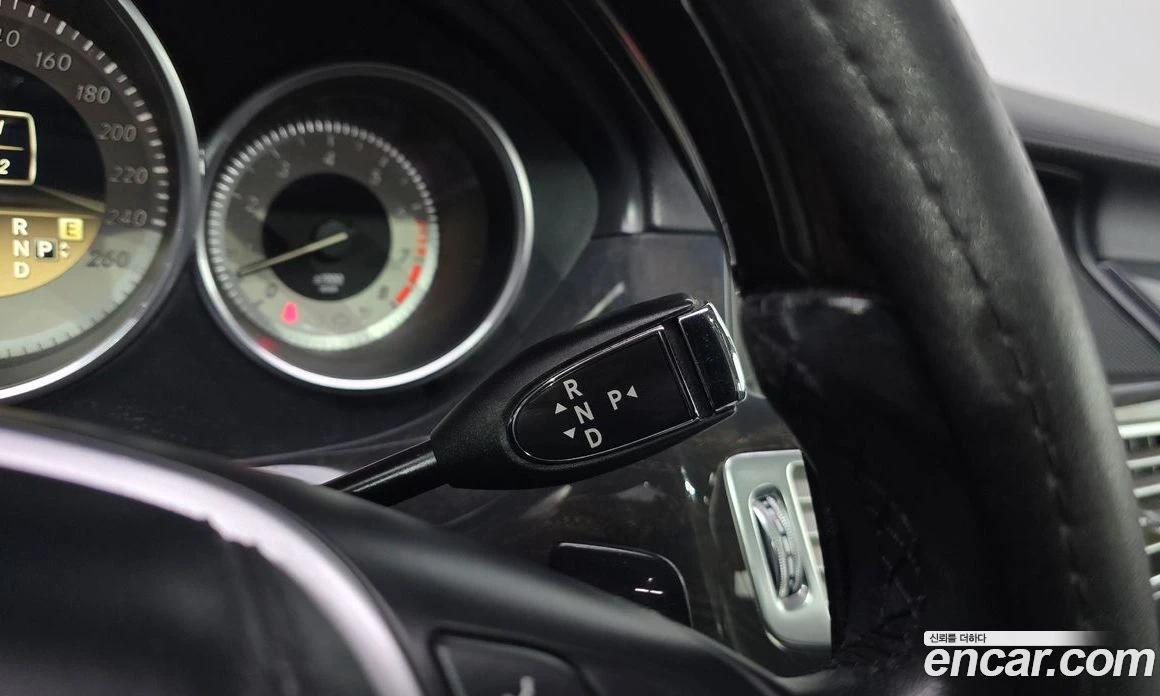 Mercedes-Benz CLS CLS350 BlueEFFICIENCY, снимка 9 - Автомобили и джипове - 56116888