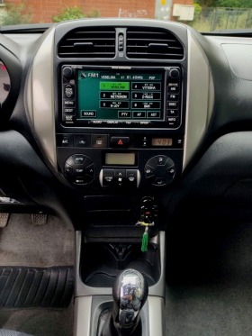 Toyota Rav4 2.0 D-4D Facelift*ТОП СЪСТОЯНИЕ*FULL, снимка 7