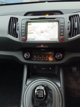 Kia Sportage 2.0 CRDI AWD  | Mobile.bg    17