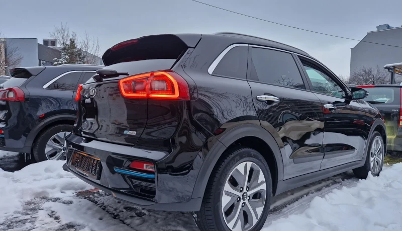 Kia Niro 64KW/ПЪЛНА СЕРВИЗНА ИСТОРИЯ, снимка 16 - Автомобили и джипове - 48676617