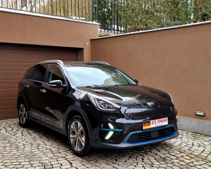 Kia Niro 64KW/ПЪЛНА СЕРВИЗНА ИСТОРИЯ, снимка 1 - Автомобили и джипове - 48676617