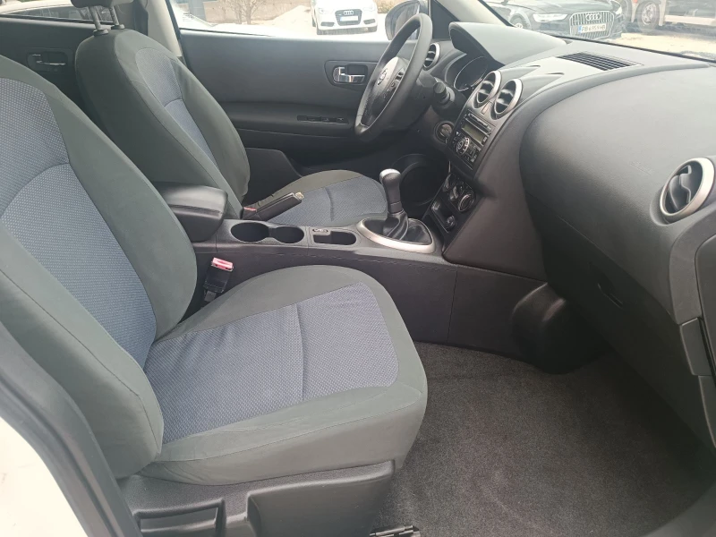Nissan Qashqai + 2 1.6i Бензин, снимка 10 - Автомобили и джипове - 49749421