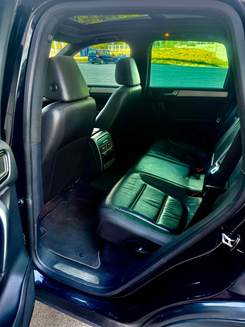 VW Touareg RLine, снимка 9 - Автомобили и джипове - 51253255