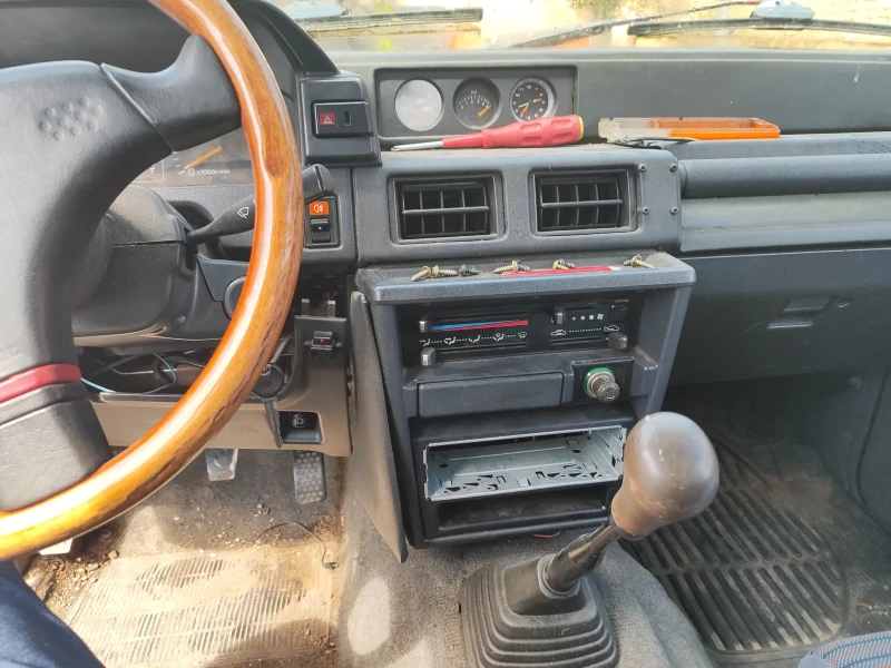 Daihatsu Feroza, снимка 10 - Автомобили и джипове - 52815072