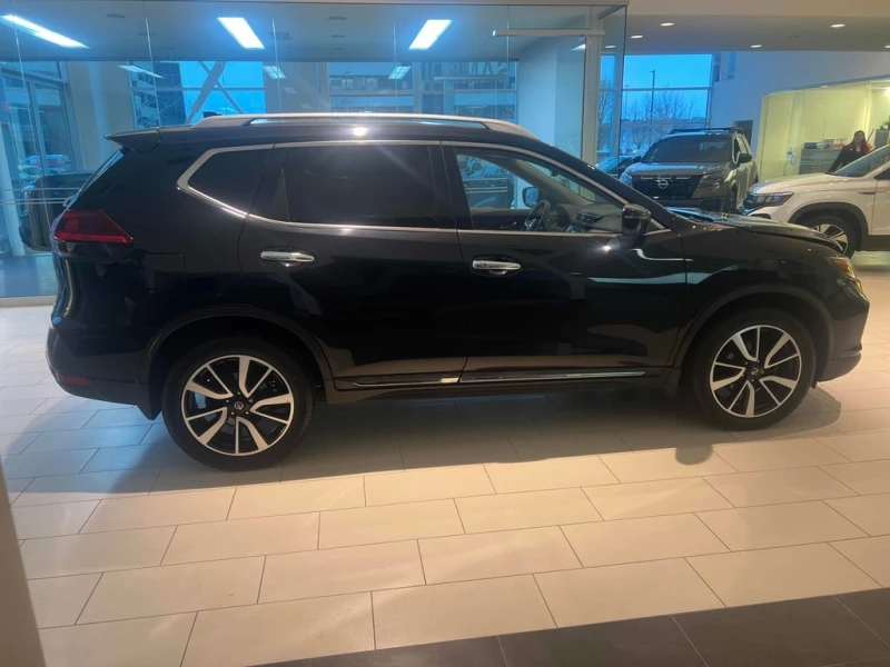 Nissan Rogue * AWD SL * CARFAX * БЕЗ ПЪРВОНАЧАЛНА ВНОСКА, снимка 4 - Автомобили и джипове - 53145018