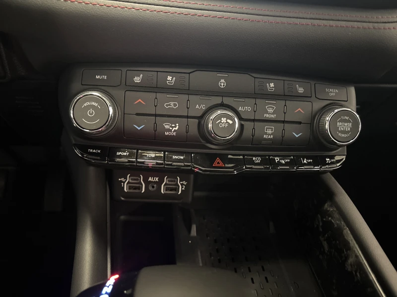 Dodge Durango GT Plus AWD CARFAX АВТО КРЕДИТ , снимка 11 - Автомобили и джипове - 53248267