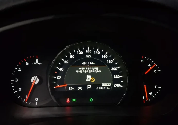 Kia Sorento 2.2 CRDI 4WD - изображение 8