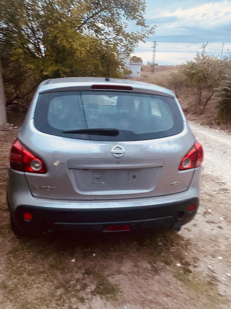 Nissan Qashqai, снимка 2 - Автомобили и джипове - 52619239