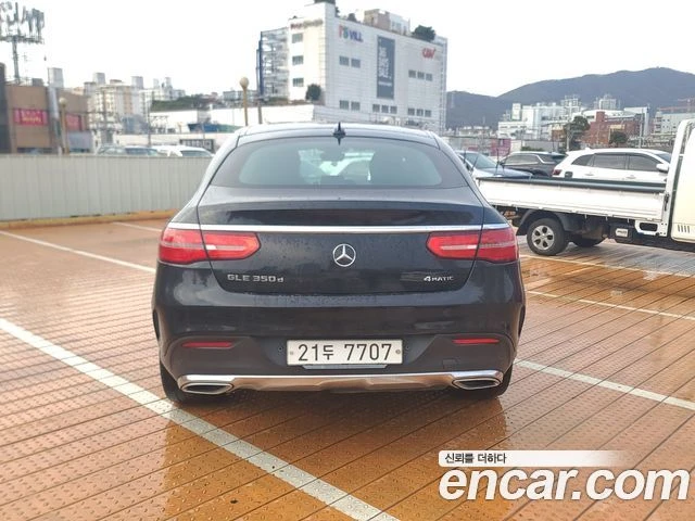 Mercedes-Benz GLE 350 4MATIC Coupe, снимка 5 - Автомобили и джипове - 53623114