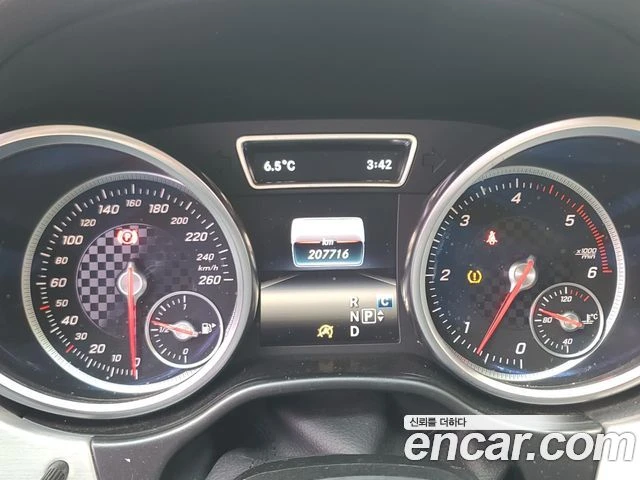 Mercedes-Benz GLE 350 4MATIC Coupe, снимка 6 - Автомобили и джипове - 53623114