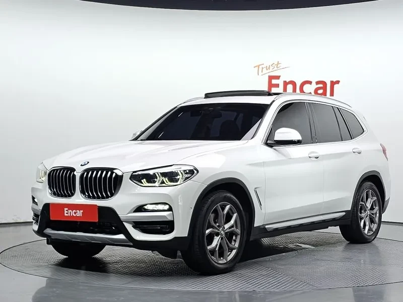 BMW X3 20d xDrive/ DIST/ HEAD UP/ DIGI/ PANO/ PAMET