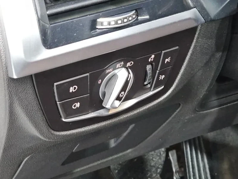 BMW X3 20d xDrive/ DIST/ HEAD UP/ DIGI/ PANO/ PAMET | Mobile.bg � ����������� 14