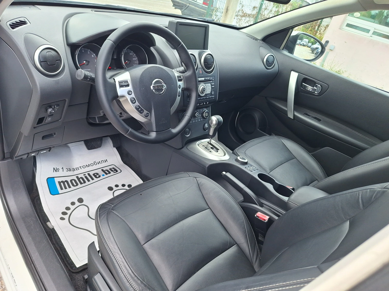 Nissan Qashqai 2, 0b avtomat 4x4 141ks - изображение 10