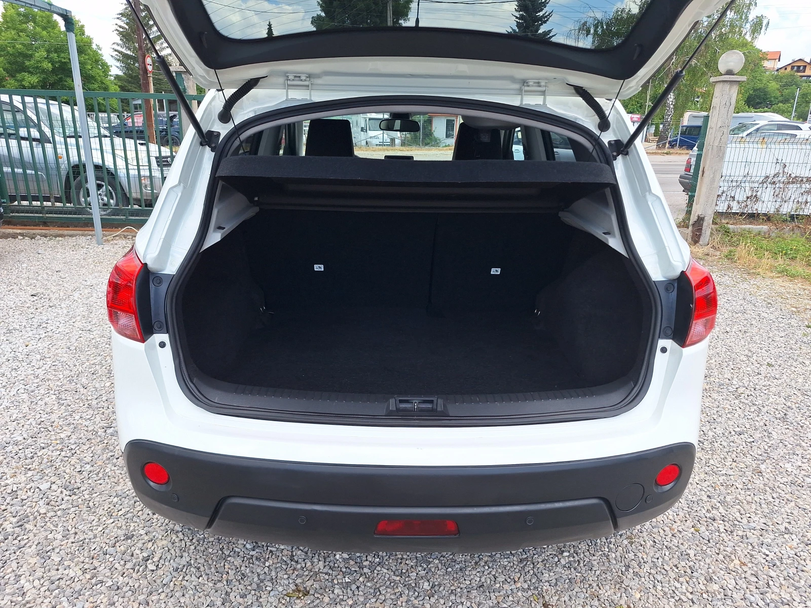 Nissan Qashqai 2, 0b avtomat 4x4 141ks - изображение 9