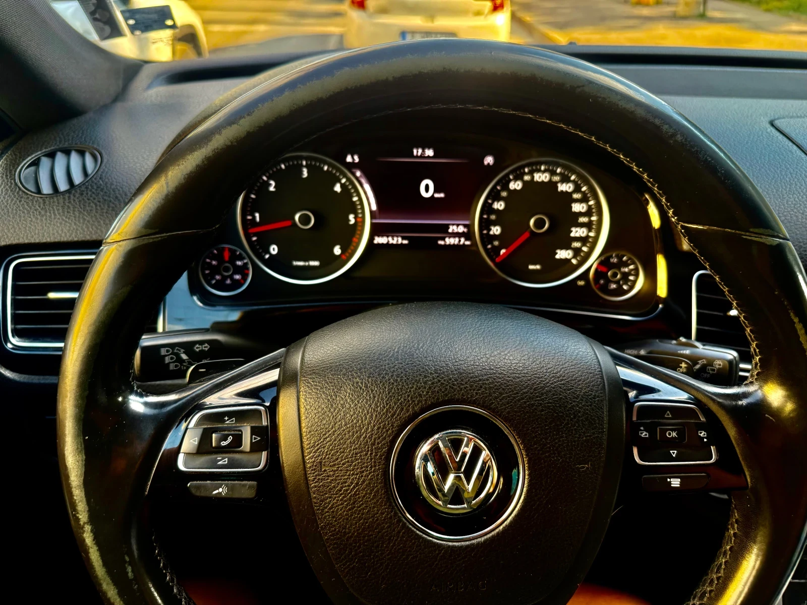 VW Touareg RLine | Mobile.bg   15
