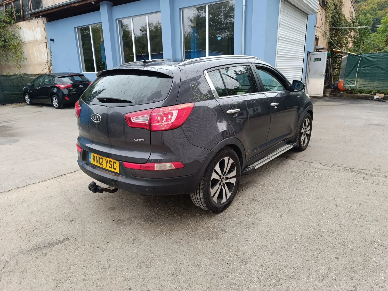 Kia Sportage 2.0 CRDI AWD  - изображение 8