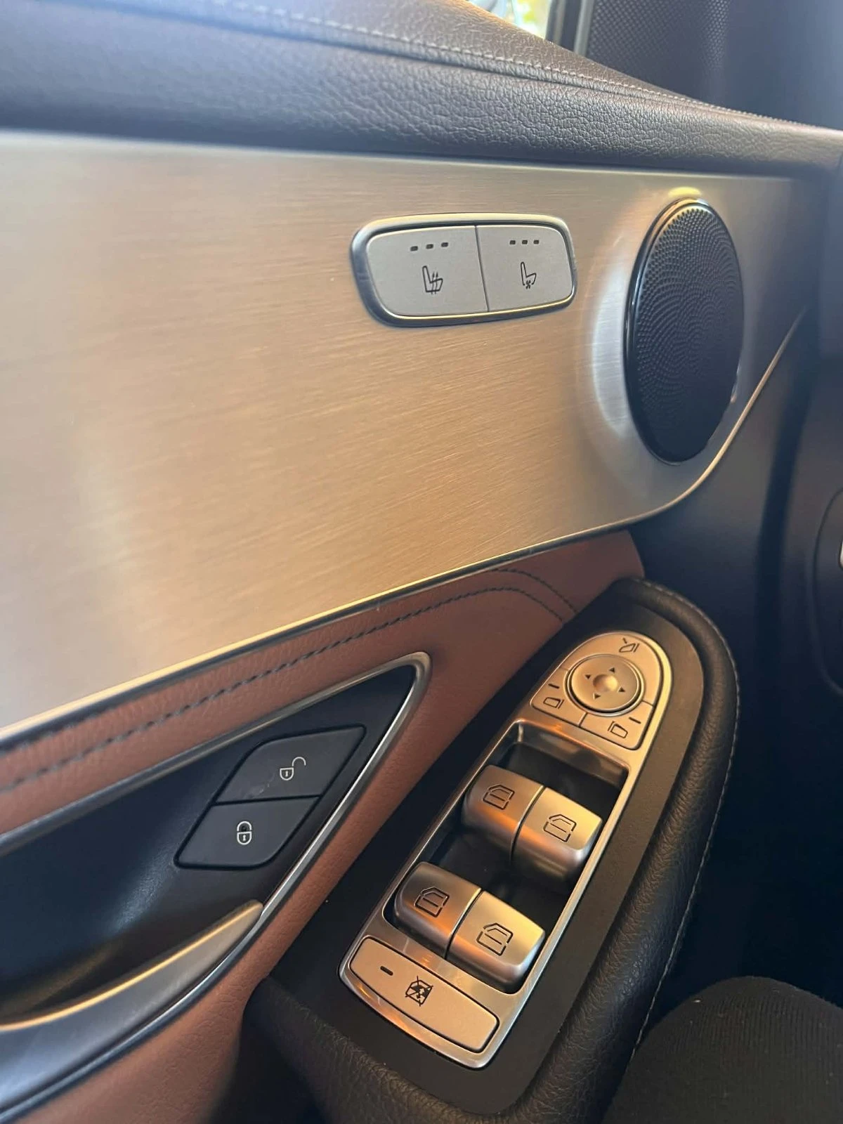 Mercedes-Benz GLC 350  - изображение 6