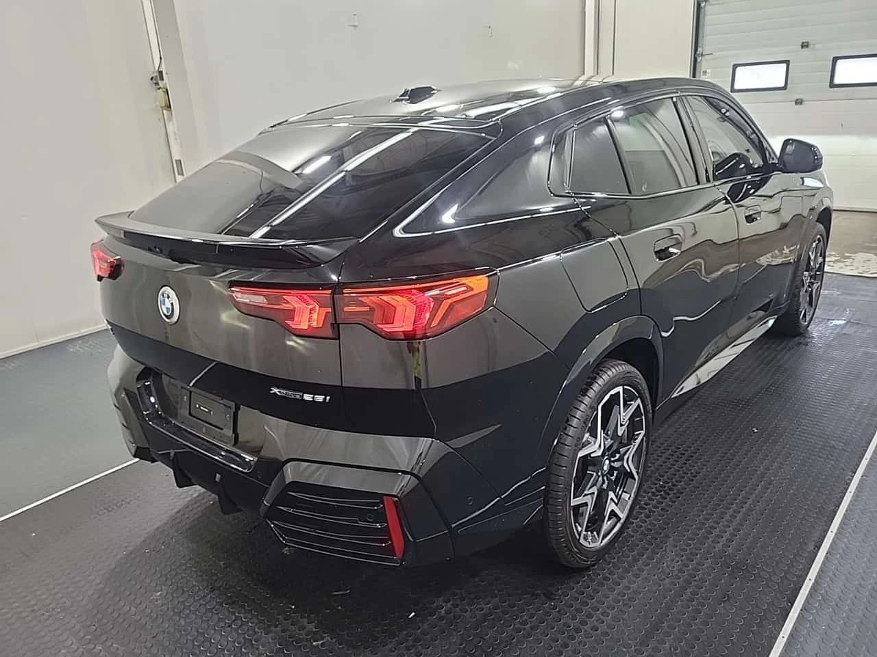 BMW X2 * XDRIVE28I * ГЛАВНО ПРЕДСТАВИТЕЛСТВО* , снимка 3 - Автомобили и джипове - 54764013