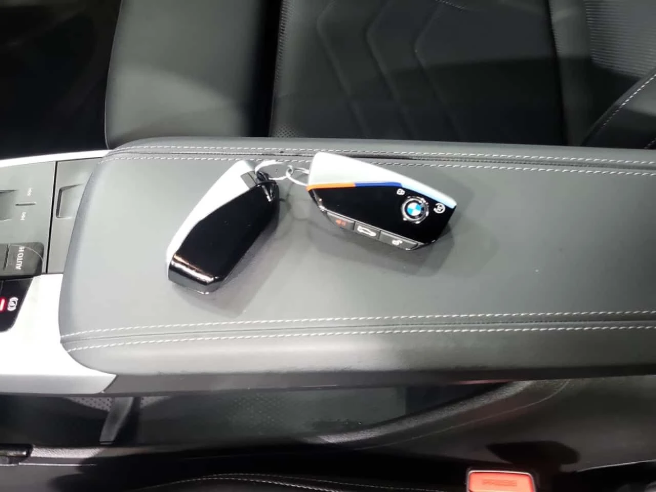 BMW X2 * XDRIVE28I * ГЛАВНО ПРЕДСТАВИТЕЛСТВО* , снимка 14 - Автомобили и джипове - 54764013