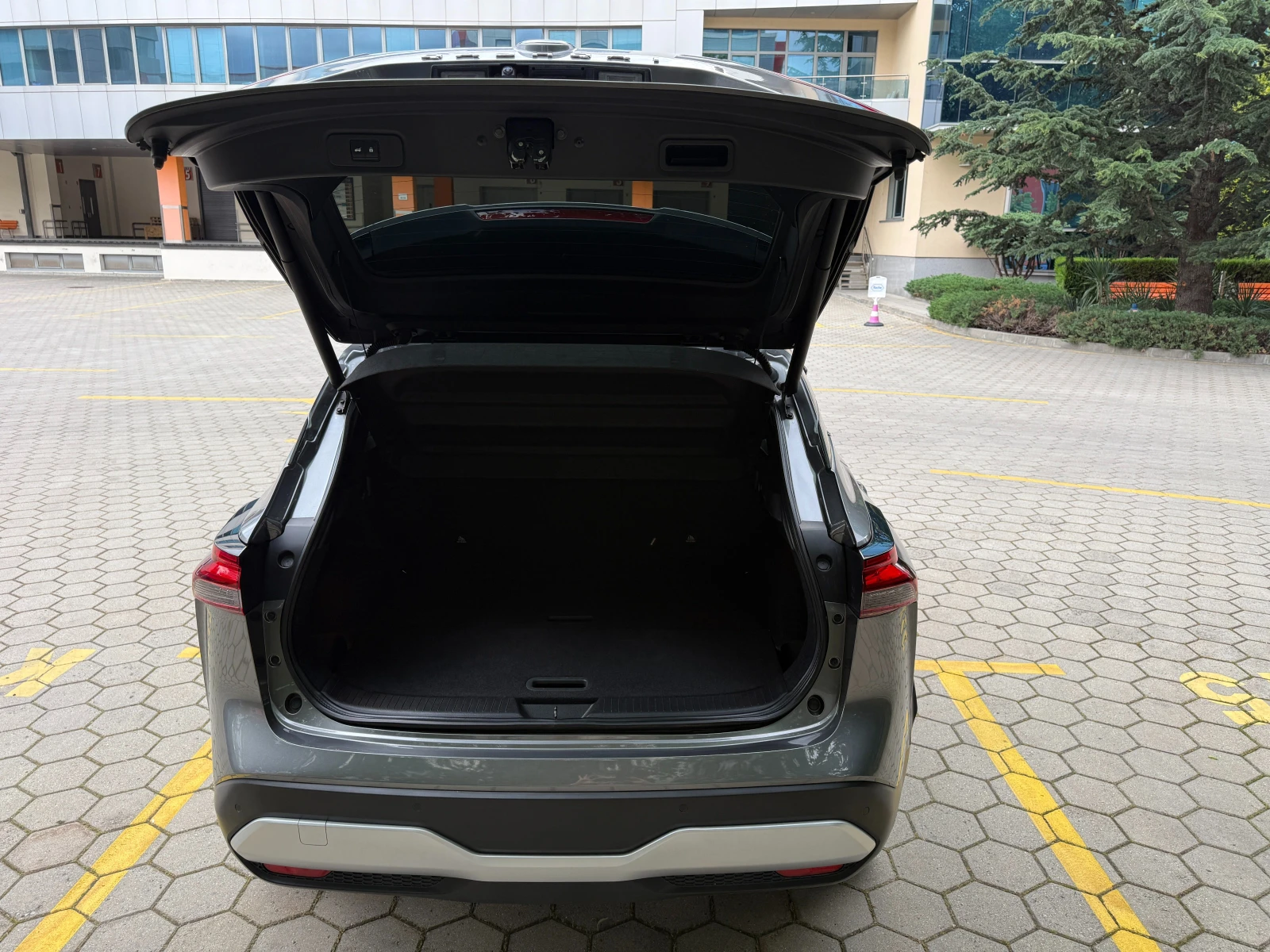 Nissan Qashqai * TEKNA+ * MASSAGE* FULL, снимка 12 - Автомобили и джипове - 54893752