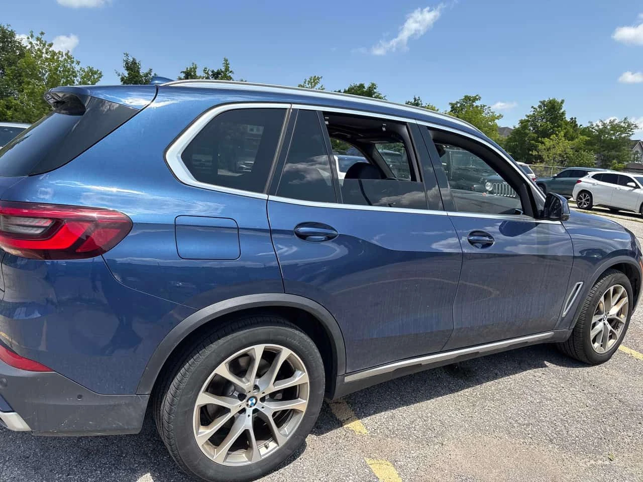 BMW X5 xDrive40i  CARFAX, снимка 3 - Автомобили и джипове - 55230624