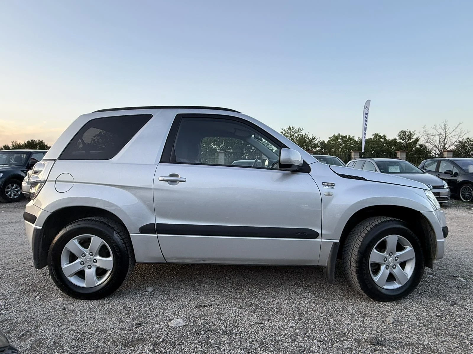 Suzuki Grand vitara 1.9 DDIS , снимка 5 - Автомобили и джипове - 55287148
