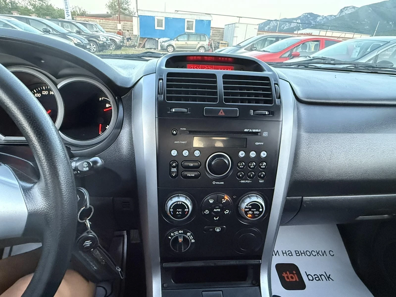 Suzuki Grand vitara 1.9 DDIS , снимка 10 - Автомобили и джипове - 55287148