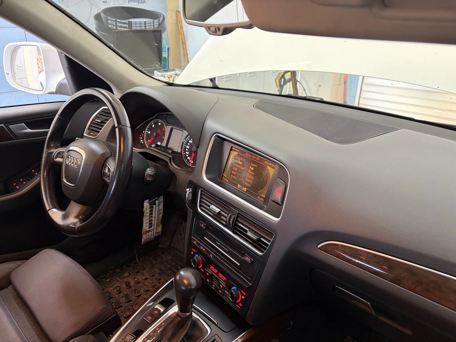 Audi Q5 3.0 tdi, снимка 7 - Автомобили и джипове - 55310806