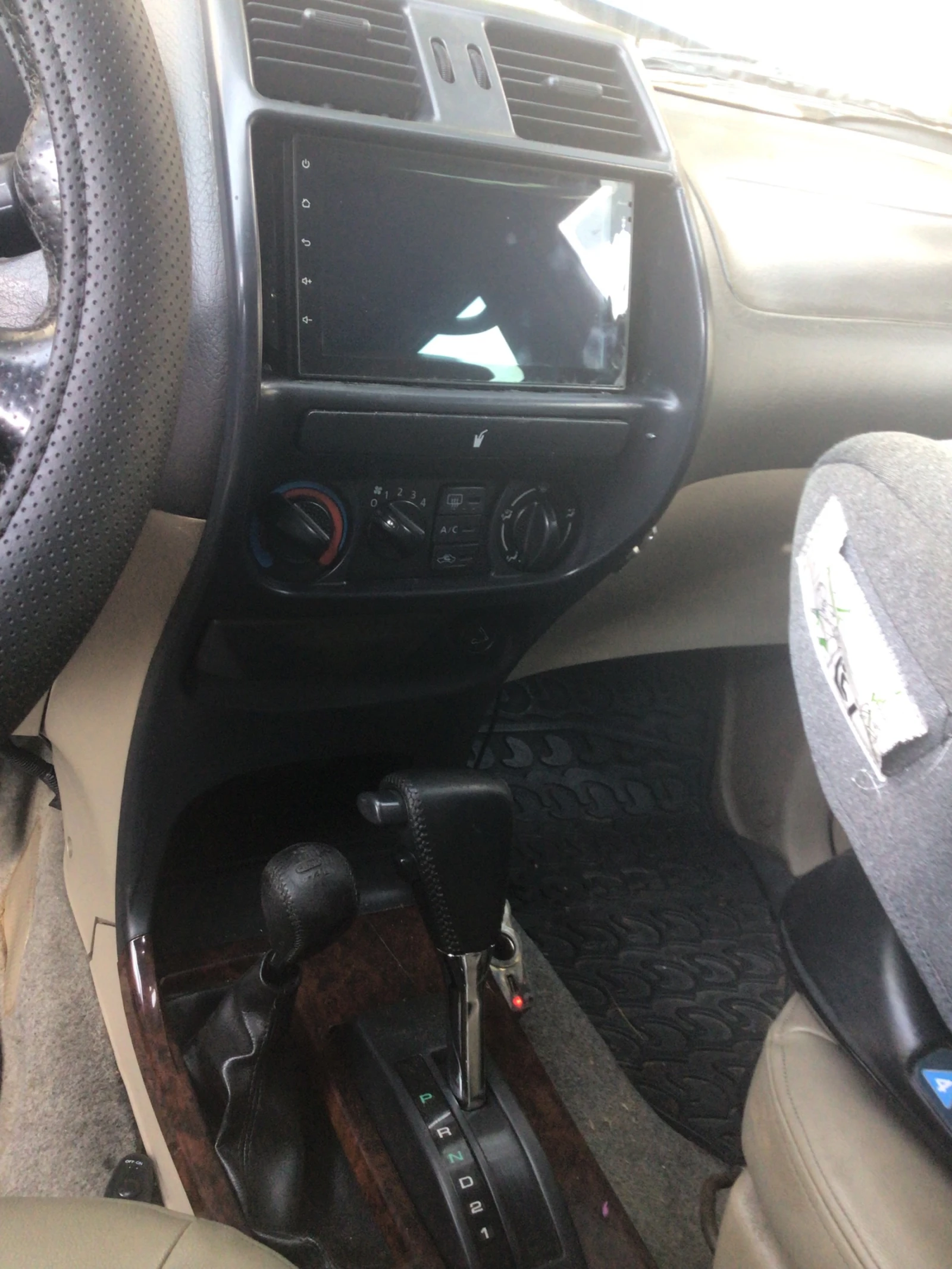 Nissan Terrano, снимка 5 - Автомобили и джипове - 55315456