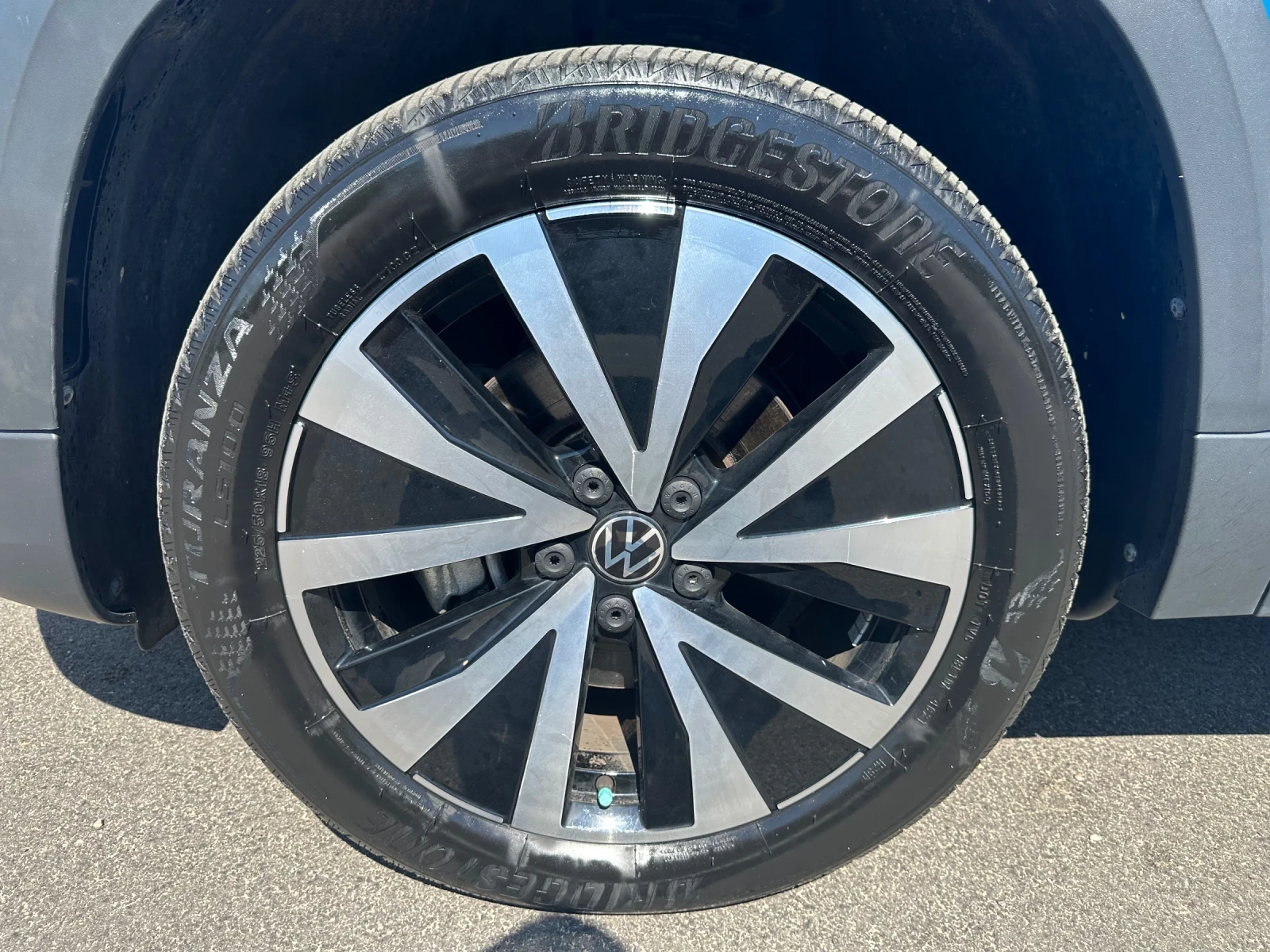 VW Taos Comfortline/Keyless/НАЛИЧЕН, снимка 12 - Автомобили и джипове - 55627923