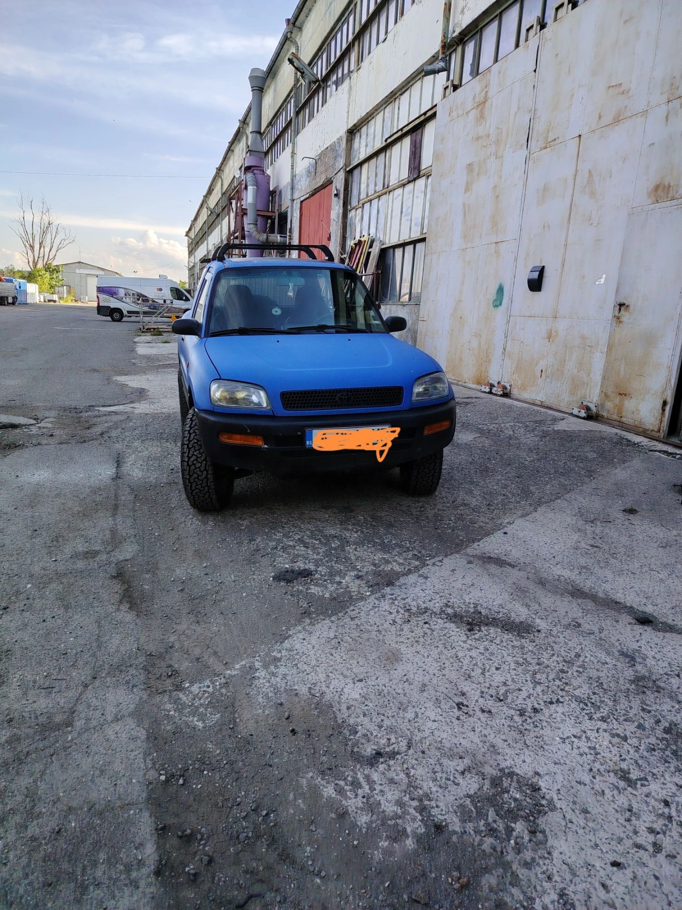 Toyota Rav4 2000 бензин, снимка 3 - Автомобили и джипове - 55629923