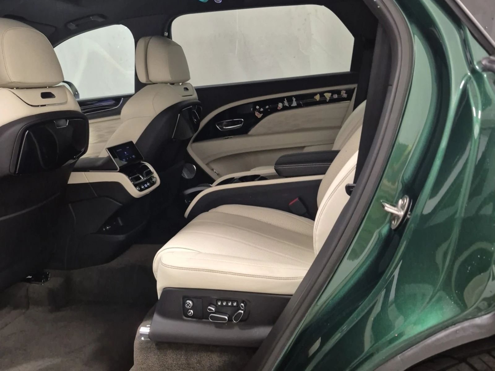 Bentley Bentayga 4L 8cyl AWD | Mobile.bg � ����������� 12