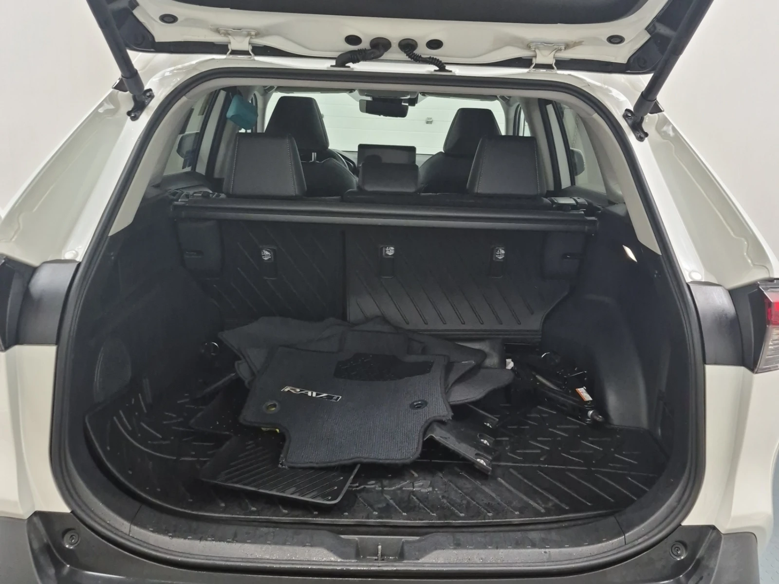 Toyota Rav4 Hybrid Limited AWD | Mobile.bg � ����������� 11