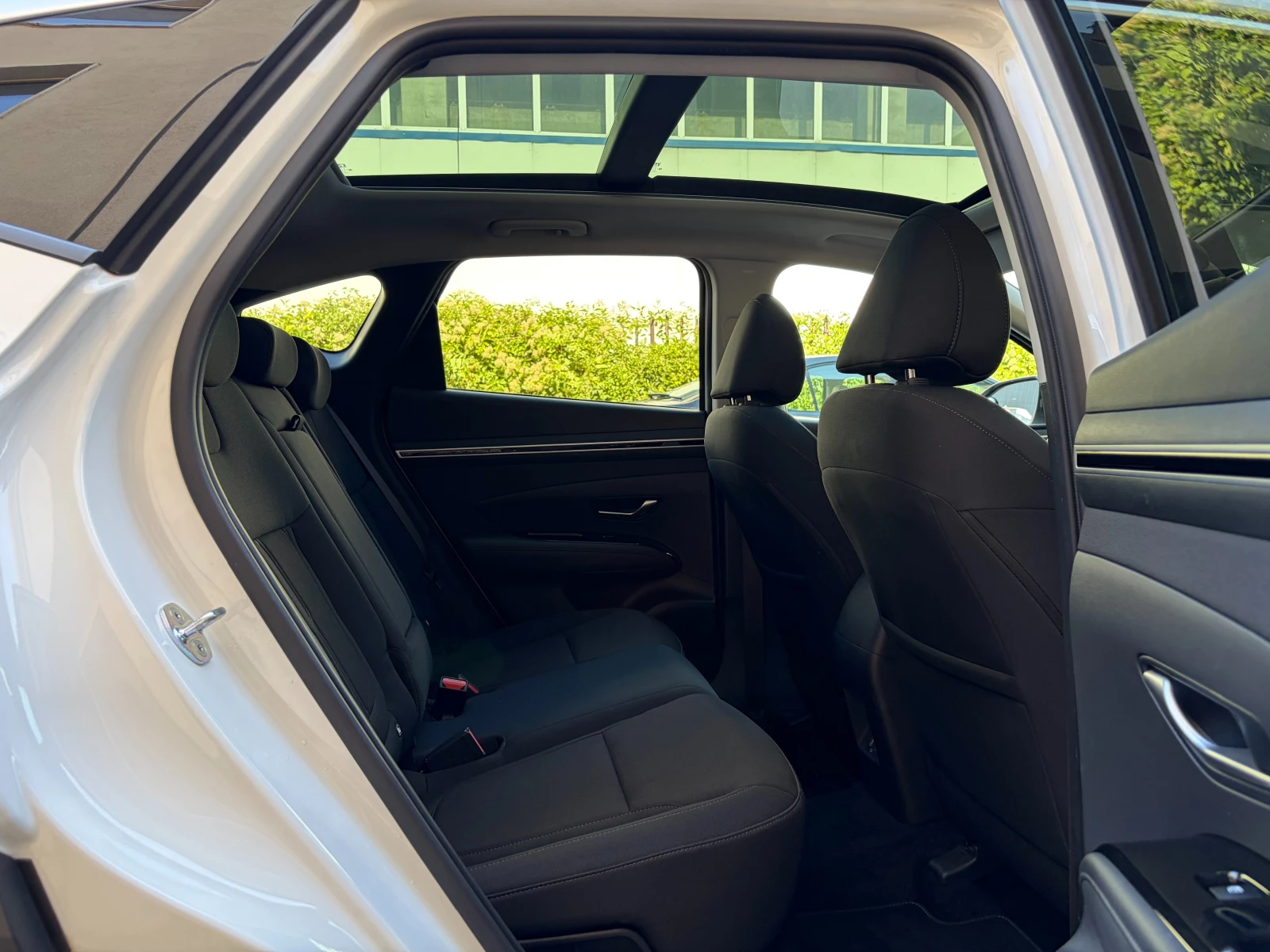 Hyundai Tucson 1.6 CRDi Mild Hybrid- в Гаранция, снимка 14 - Автомобили и джипове - 55747829