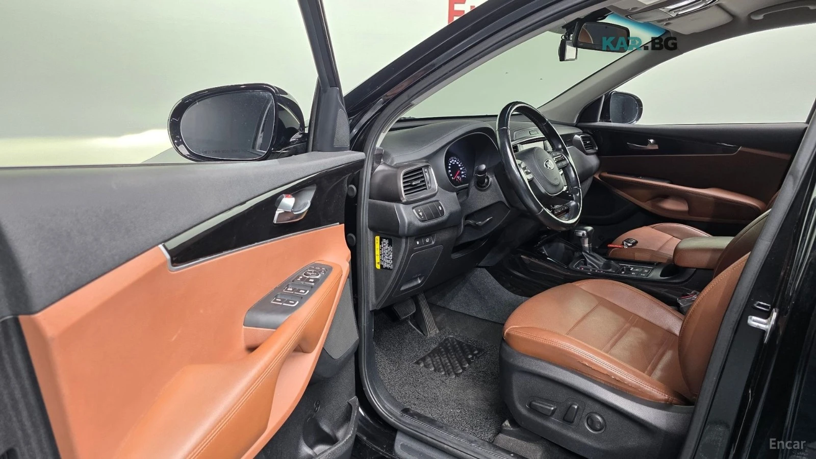 Kia Sorento 2.2d* 4WD* NOBLESSE* ПОДГРЕВ* ОБДУХВАНЕ* КОЖА* КАМ, снимка 10 - Автомобили и джипове - 55978713