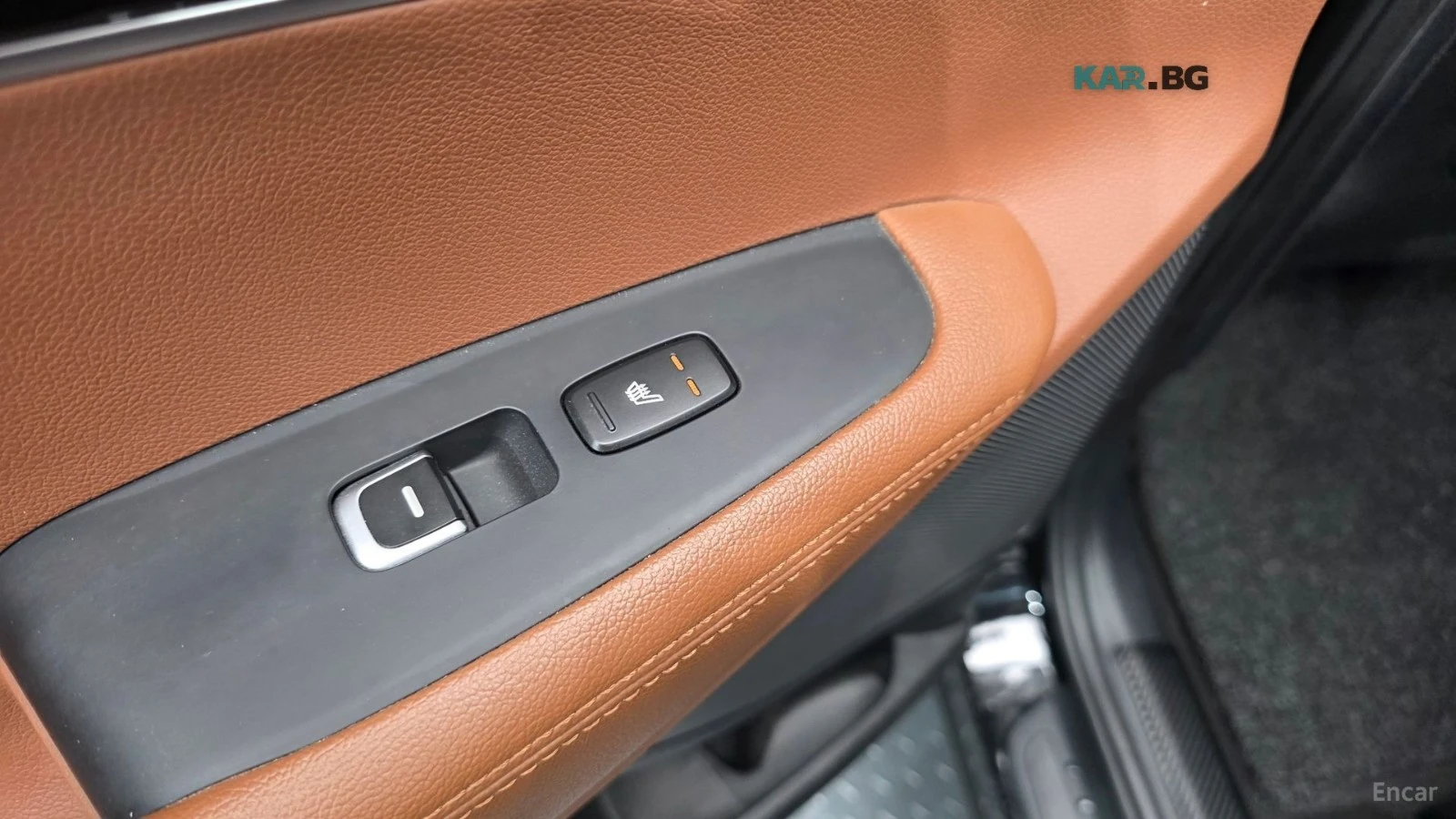 Kia Sorento 2.2d* 4WD* NOBLESSE* ПОДГРЕВ* ОБДУХВАНЕ* КОЖА* КАМ, снимка 17 - Автомобили и джипове - 55978713