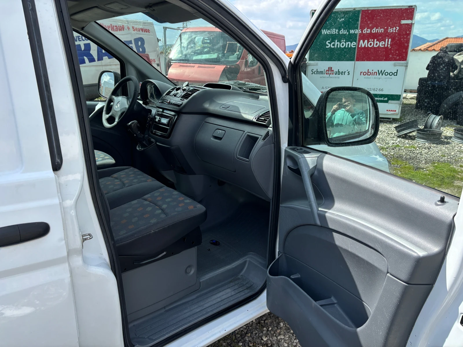 Mercedes-Benz Vito 115CDI КЛИМА, снимка 14 - Бусове и автобуси - 54155644