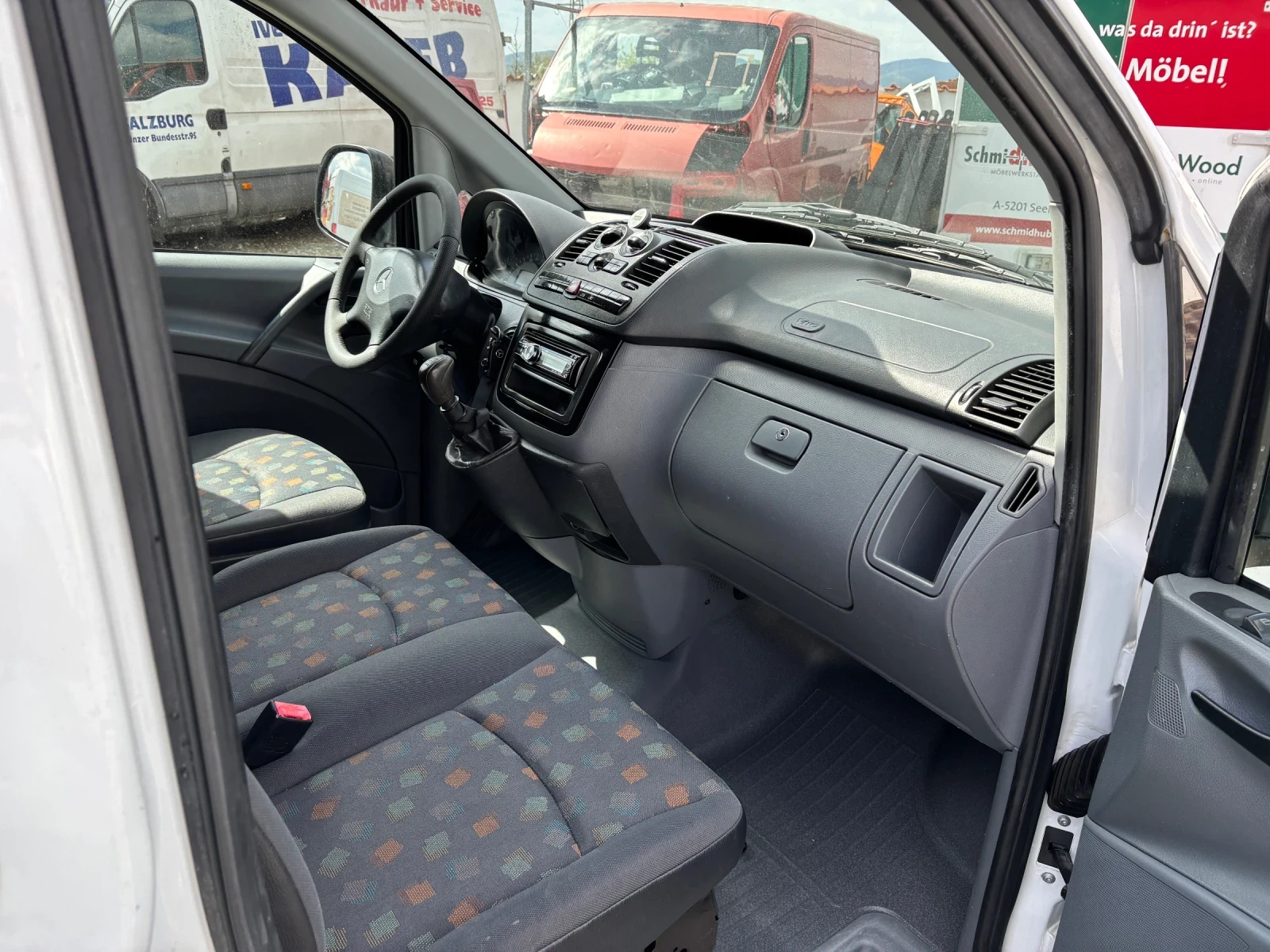 Mercedes-Benz Vito 115CDI КЛИМА, снимка 15 - Бусове и автобуси - 54155644