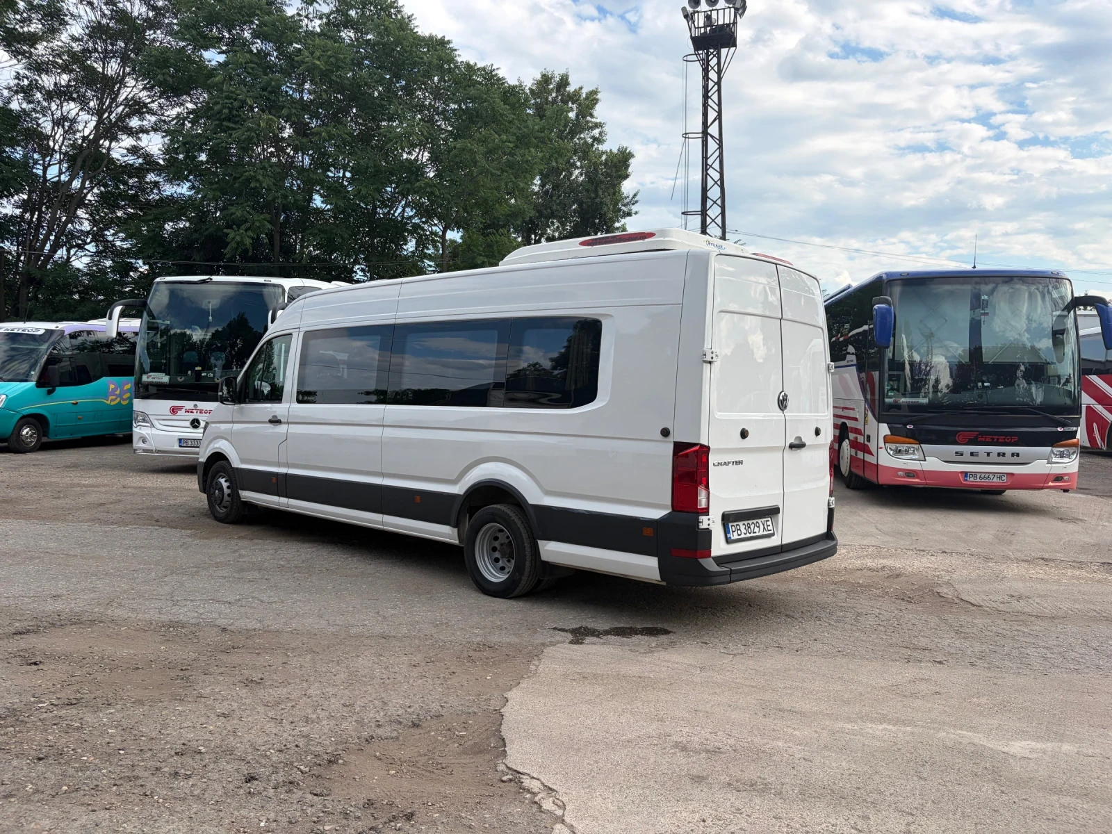 VW Crafter, снимка 2 - Бусове и автобуси - 55395949