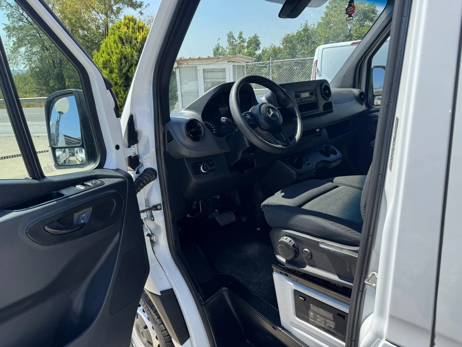 Mercedes-Benz Sprinter MAXI, AVTOMAT, TEMPOMAT, 226000KM!!!, снимка 16 - Бусове и автобуси - 55703145