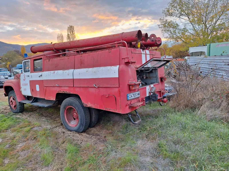 Zil 130 ПОЖАРЕН АВТОМОБИЛ на 27000 км., снимка 10 - Камиони - 47793242