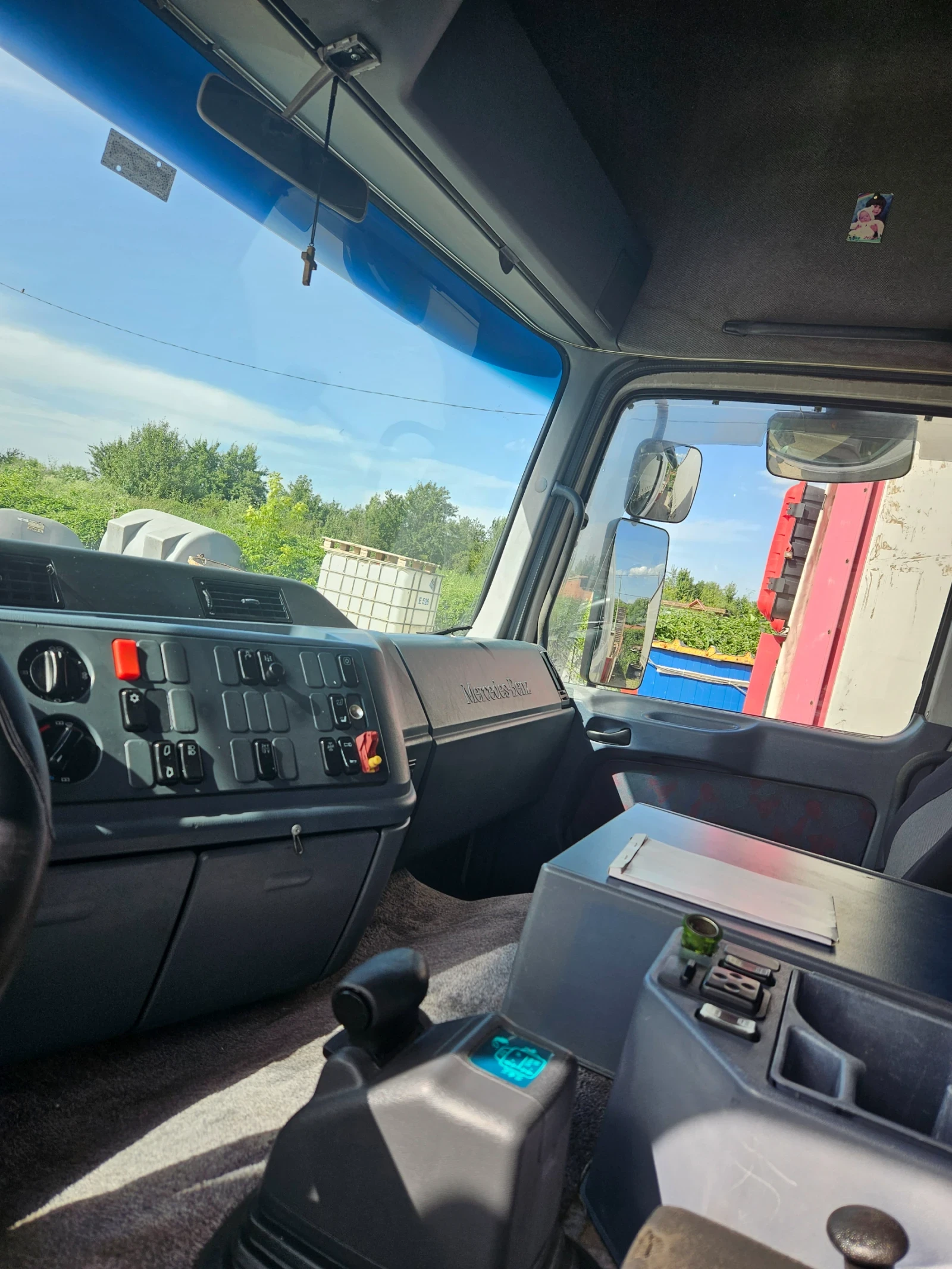 Mercedes-Benz 1840 Актрос - изображение 8