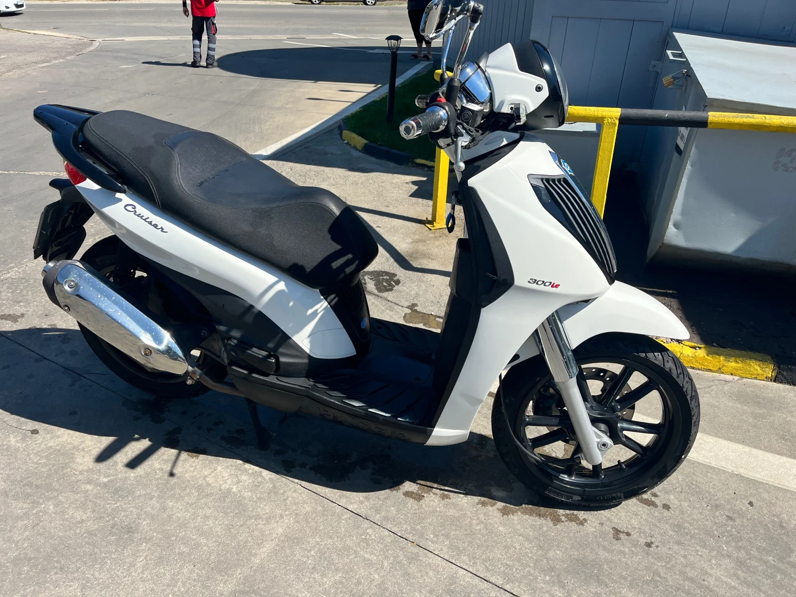 Piaggio Carnaby 300 ie - изображение 4