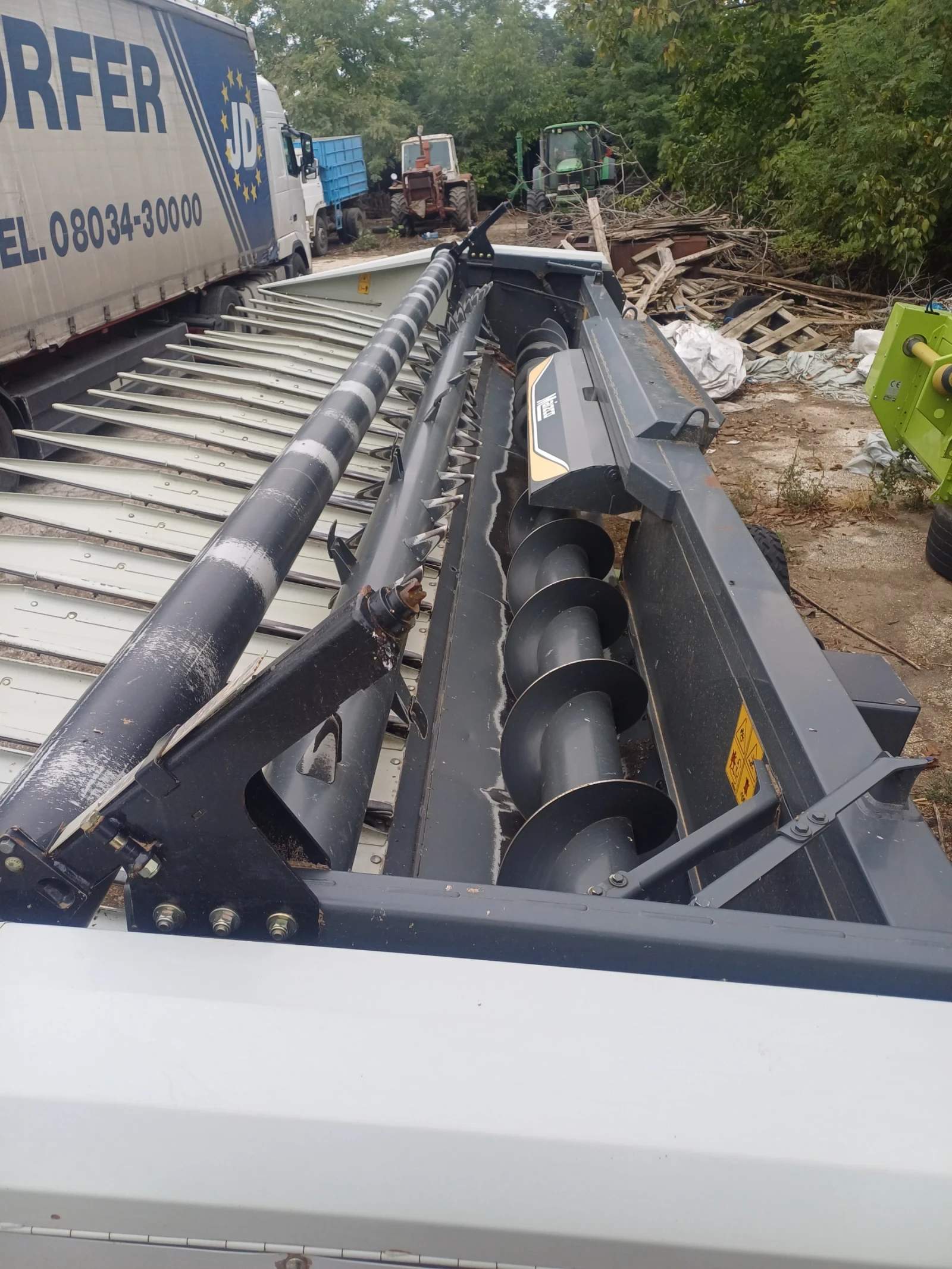 Комбайн Claas Tucano 440 - изображение 8