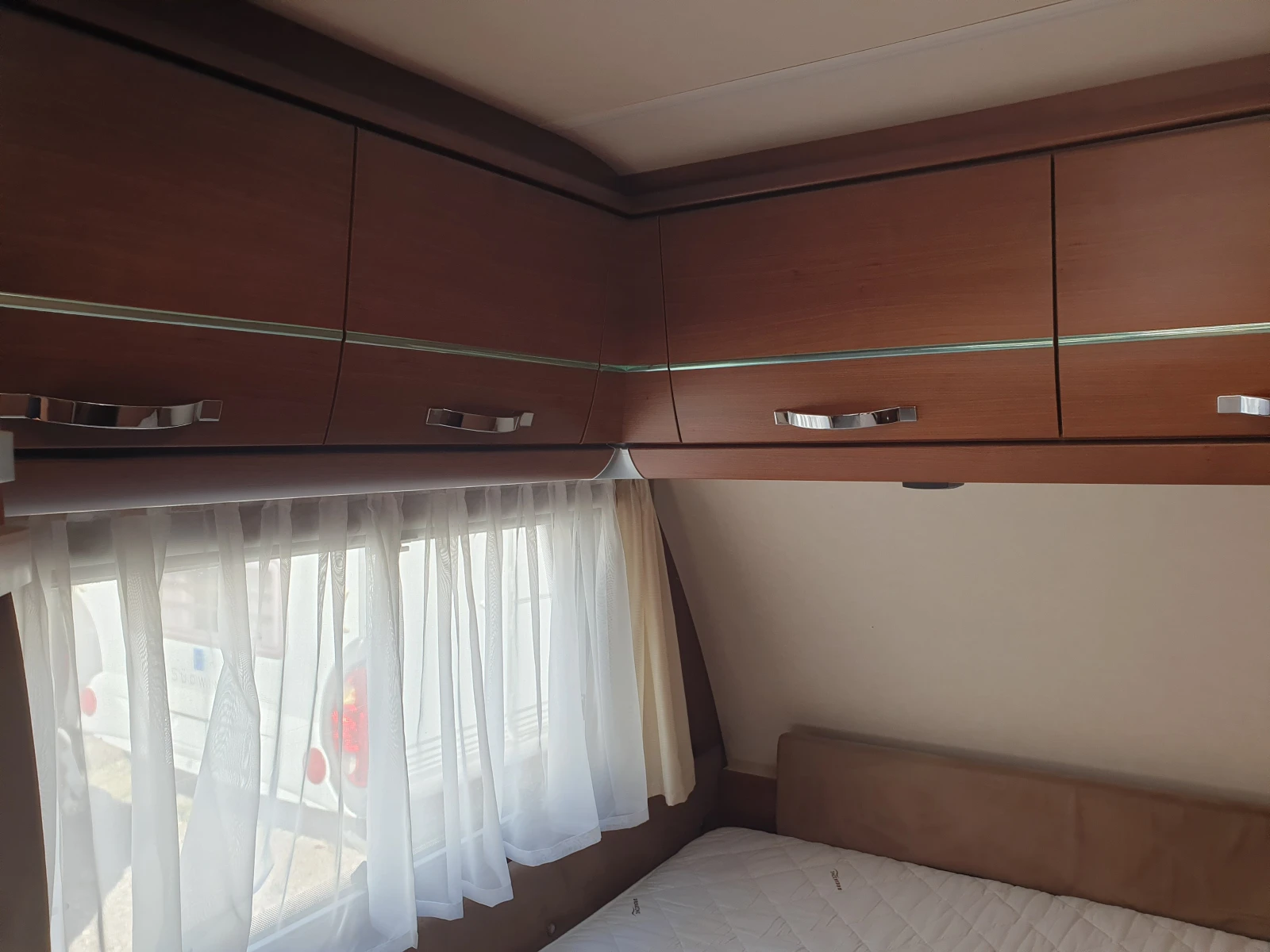 Каравана Knaus 450 SUDWIND EXCLUSIVE - изображение 9