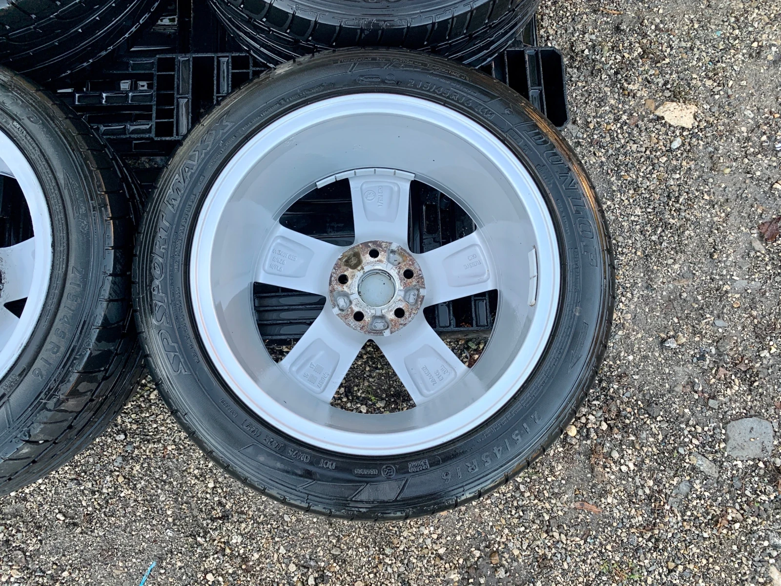    215/45R16  Skoda Fabia | Mobile.bg   11